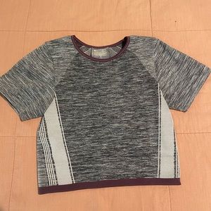 Athleta cropped short sleeve top